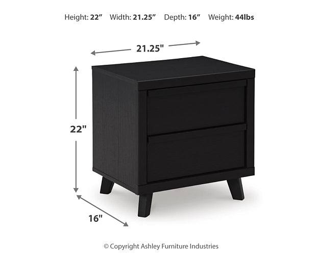 Danziar  Panel Headboard With Mirrored Dresser, Chest And 2 Nightstands