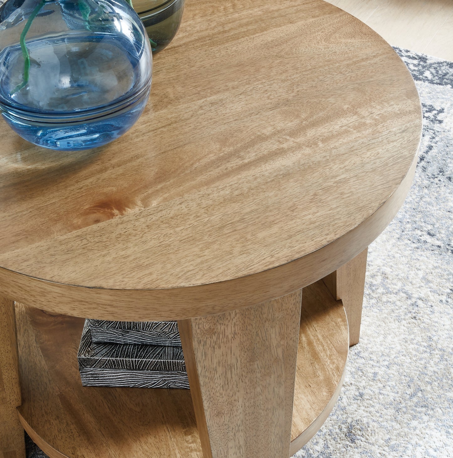 Ashley Express - Kristiland Round End Table