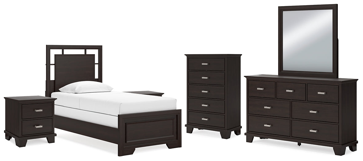 Covetown  Panel Bed With Mirrored Dresser, Chest And 2 Nightstands