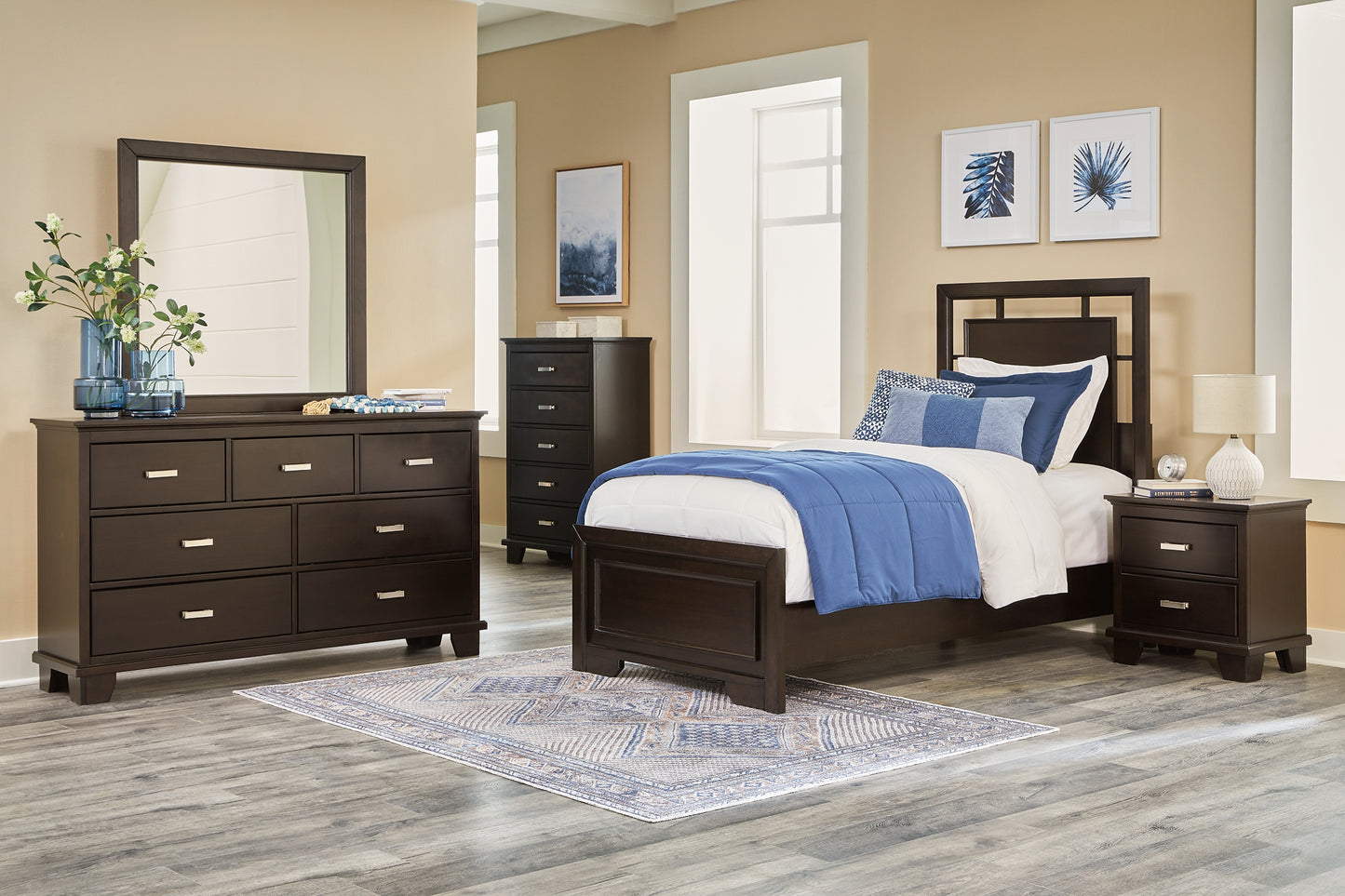 Covetown  Panel Bed With Mirrored Dresser, Chest And 2 Nightstands