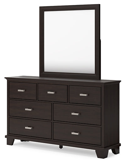 Covetown  Panel Bed With Mirrored Dresser