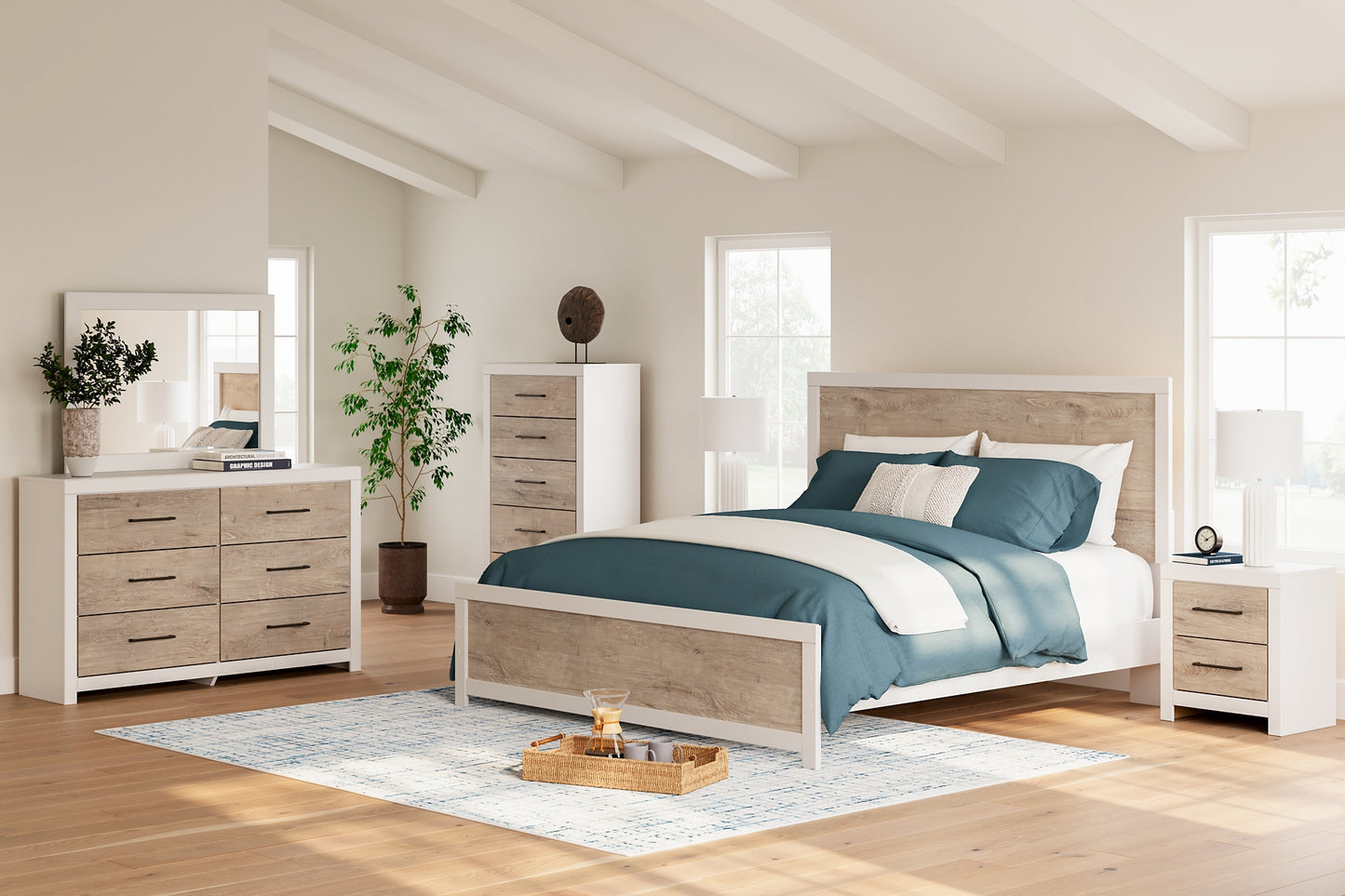 Charbitt  Panel Bed With Mirrored Dresser, Chest And 2 Nightstands