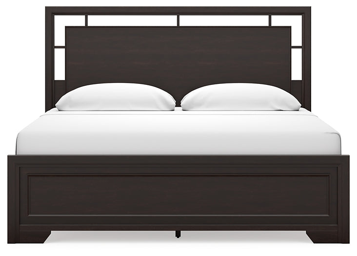 Covetown  Panel Bed With Mirrored Dresser And Nightstand