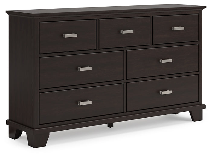 Covetown  Panel Bed With Dresser