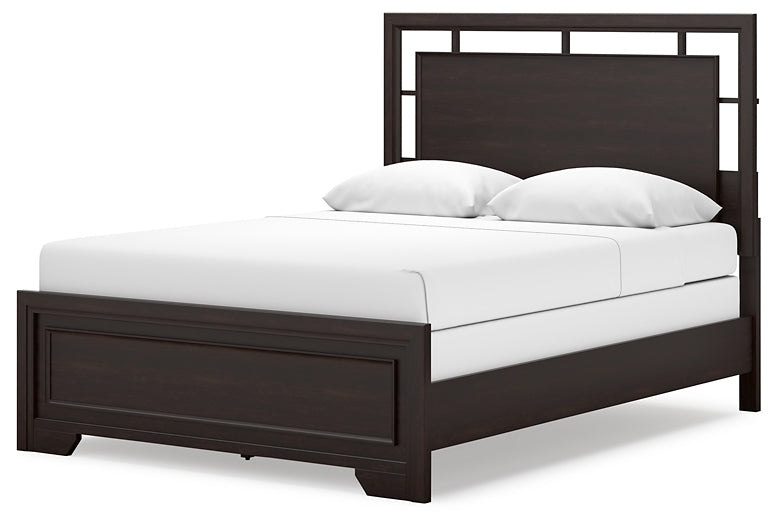 Covetown  Panel Bed With Dresser