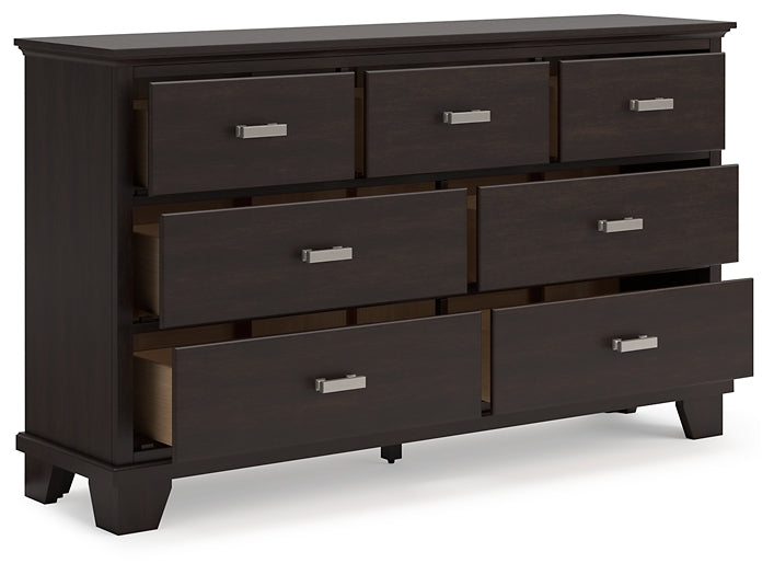 Covetown California  Panel Bed With Dresser