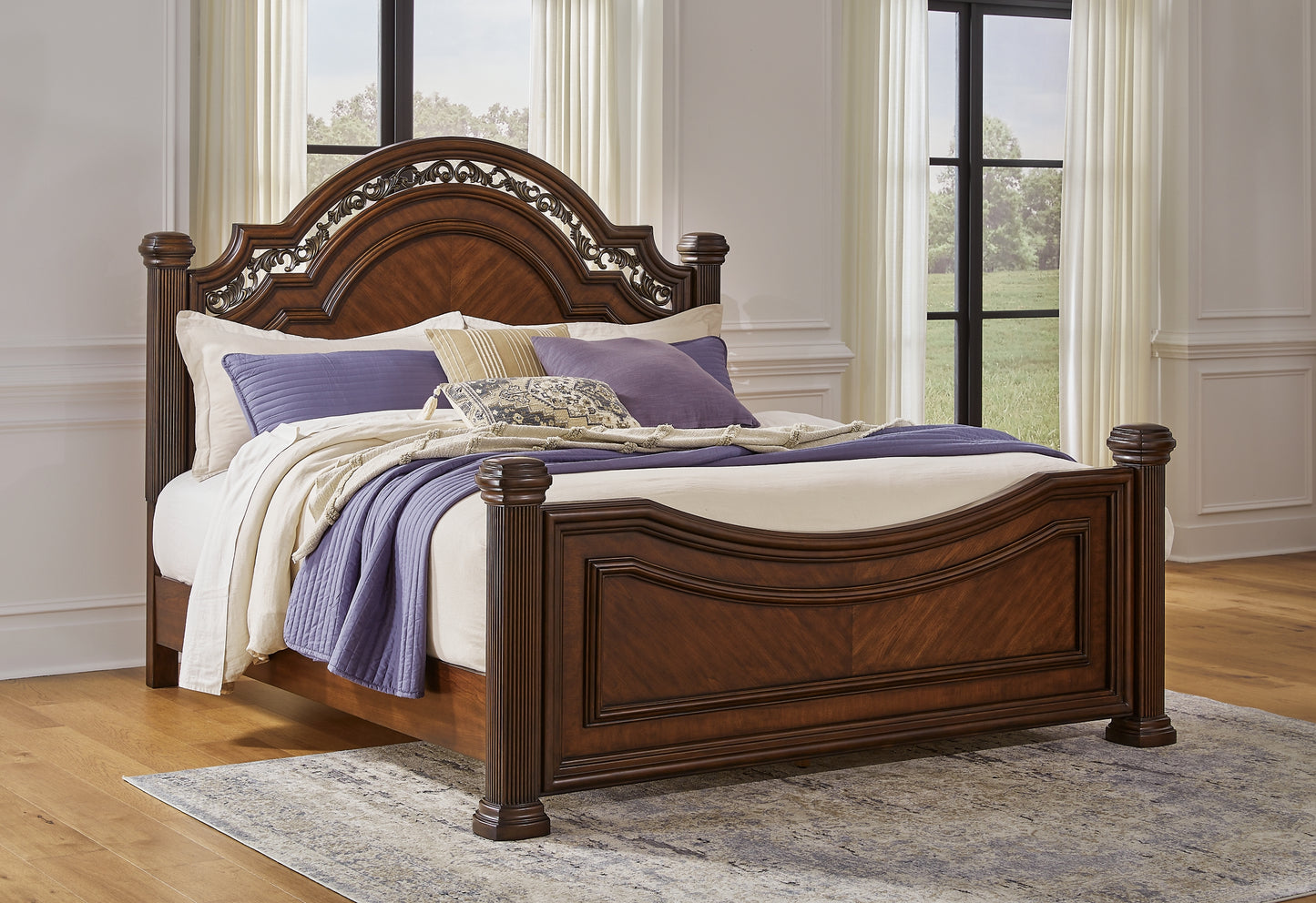 Lavinton  Poster Bed With Dresser