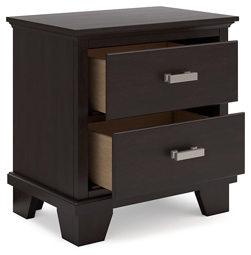 Covetown  Panel Bed With Dresser And Nightstand