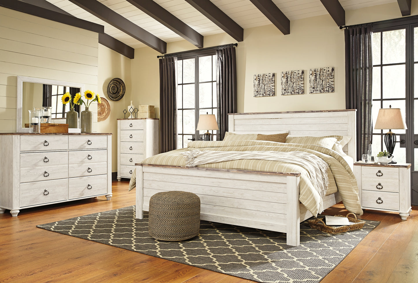 Willowton  Panel Bed With Mirrored Dresser And Nightstand