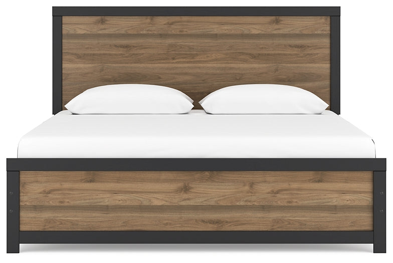 Vertani  Panel Bed With 2 Nightstands