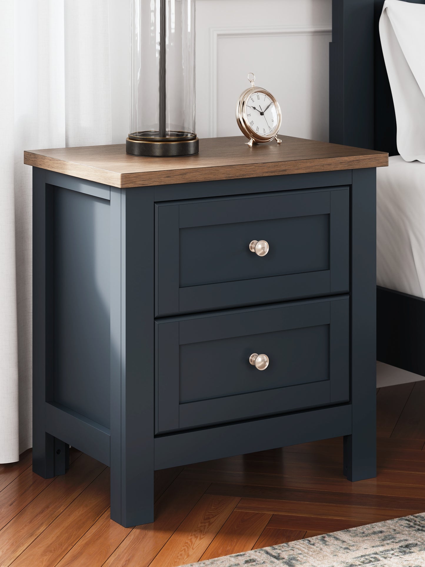 Landocken  Panel Bed With 2 Nightstands