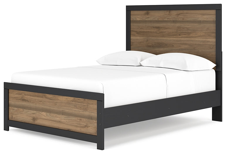 Vertani  Panel Bed With Dresser And 2 Nightstands