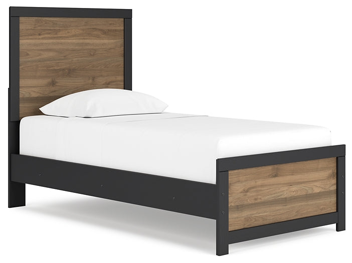 Vertani  Panel Bed With Dresser And 2 Nightstands