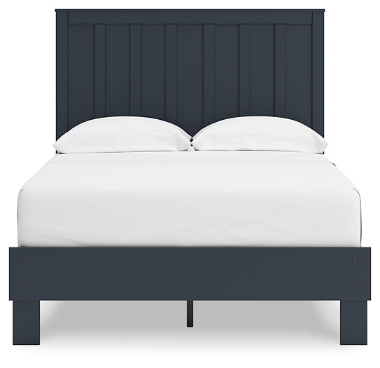 Ashley Express - Simmenfort  Platform Bed