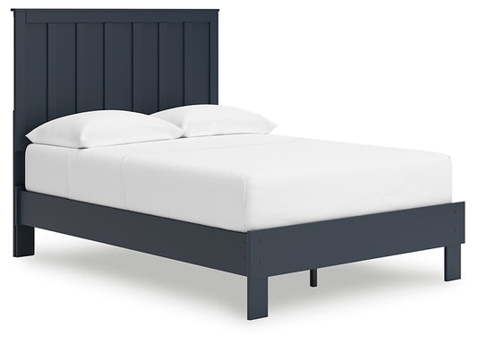 Simmenfort  Platform Bed