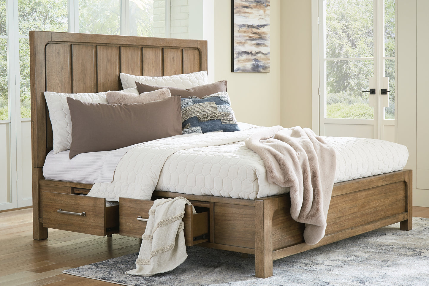 Cabalynn California  Panel Bed With Storage With Mirrored Dresser