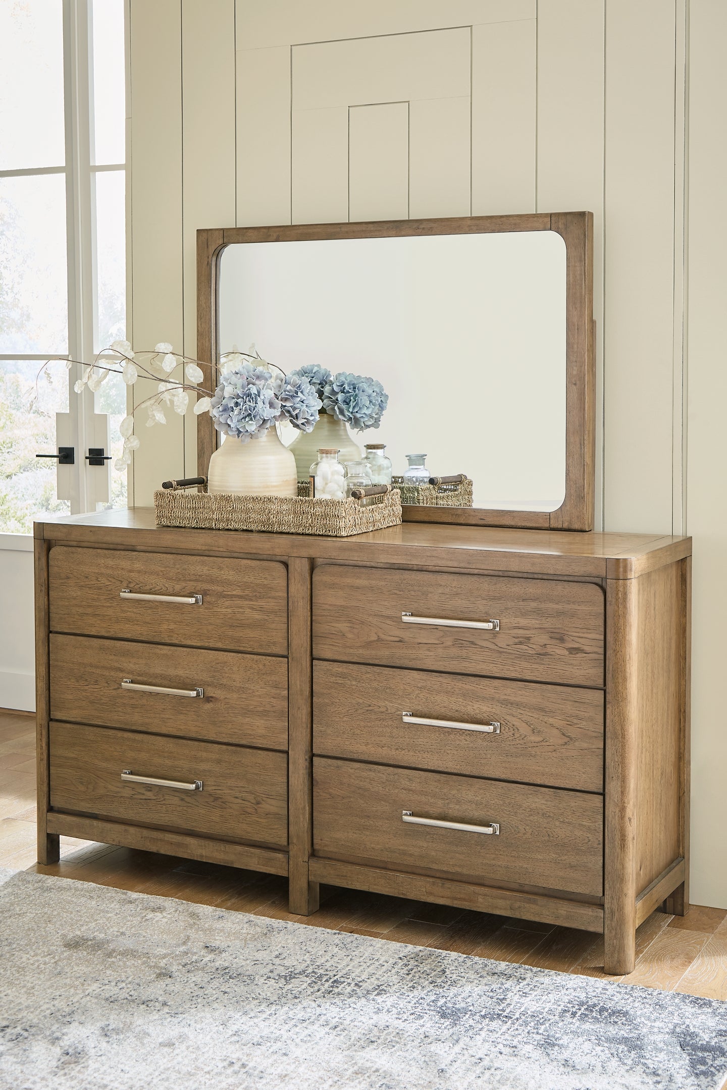 Cabalynn California  Panel Bed With Storage With Mirrored Dresser