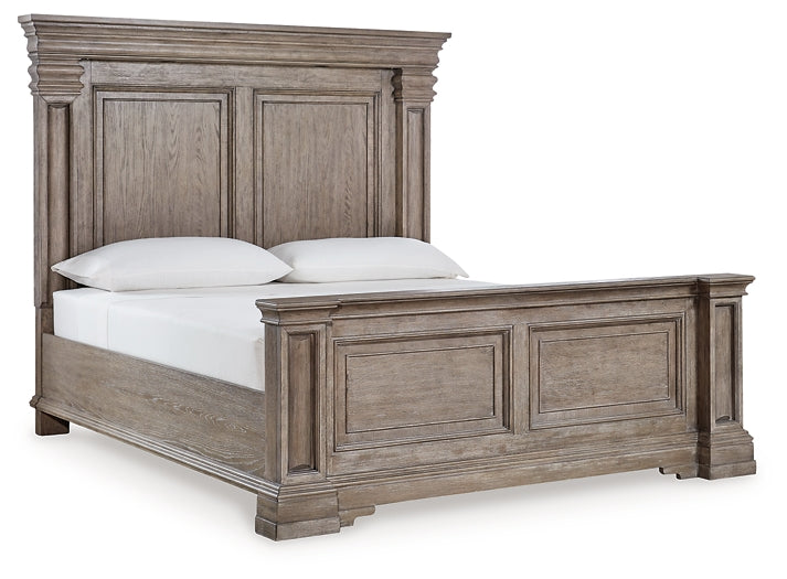 Blairhurst California  Panel Bed With Dresser