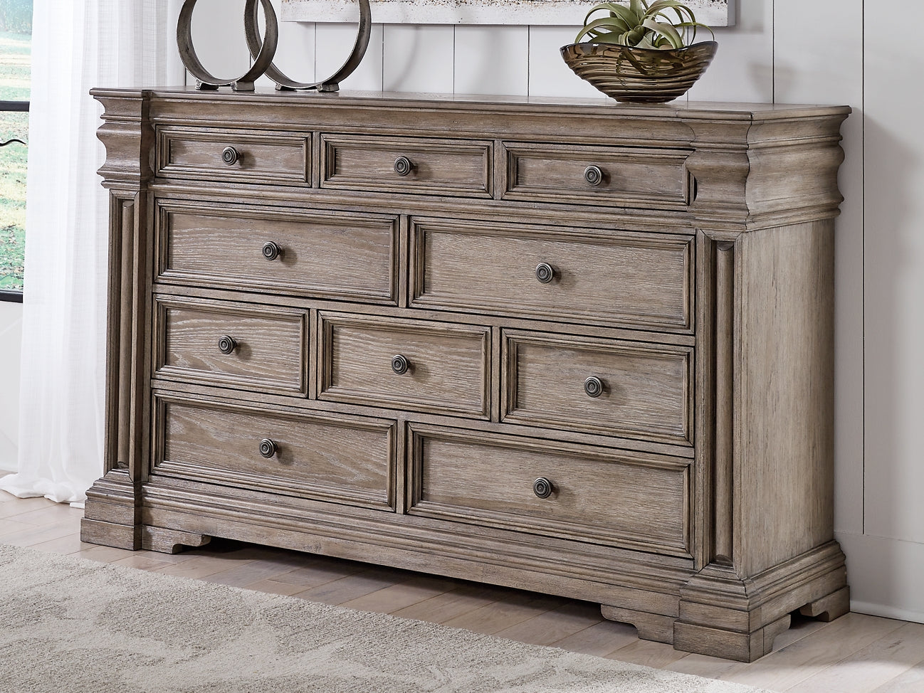 Blairhurst California  Panel Bed With Dresser