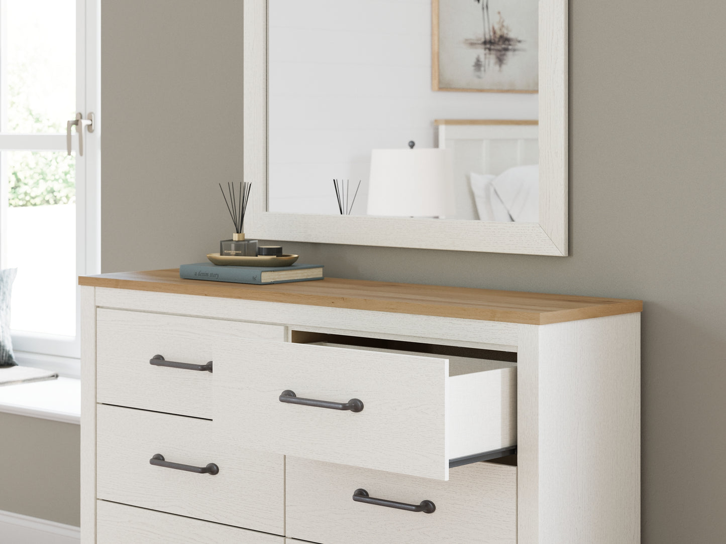 Linnocreek  Panel Bed With Mirrored Dresser