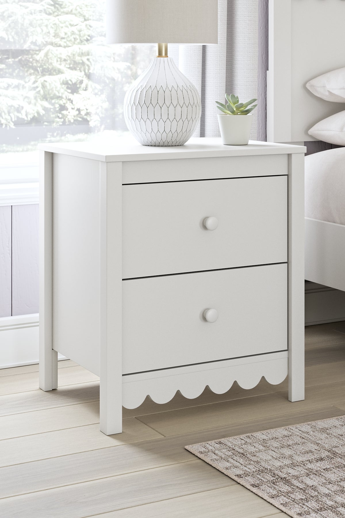 Hallityn  Panel Headboard With 2 Nightstands