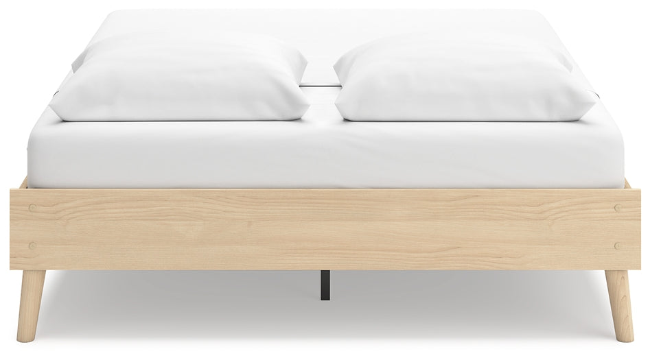 Cabinella  Platform Bed With 2 Nightstands