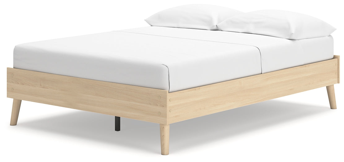 Cabinella  Platform Bed With 2 Nightstands