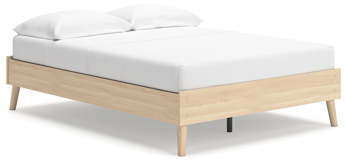 Cabinella  Platform Bed With 2 Nightstands