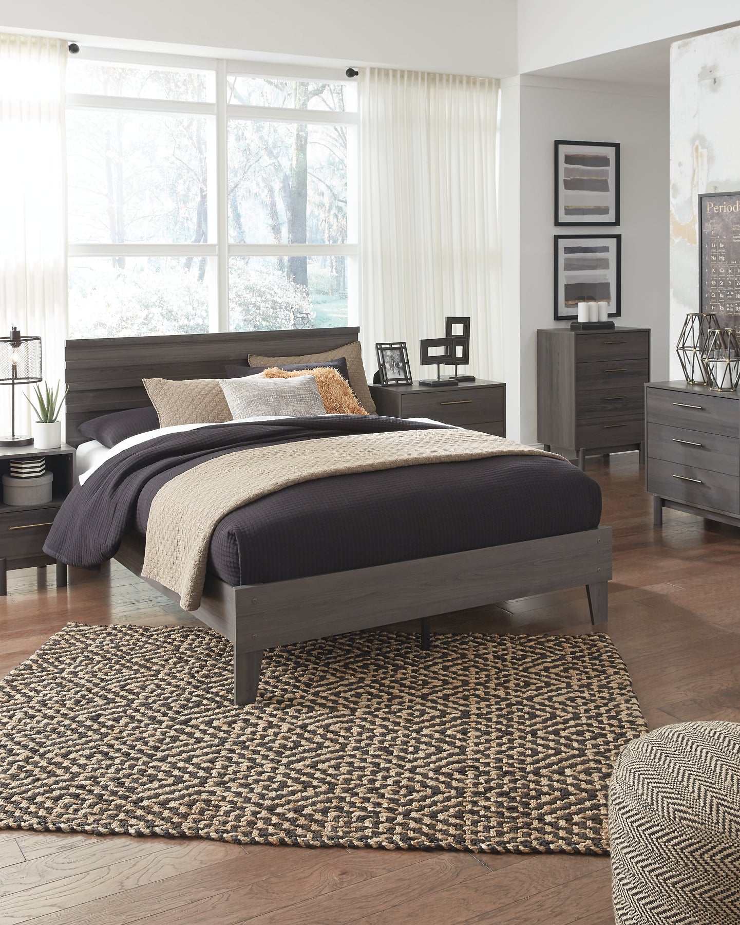 Brymont  Panel Platform Bed