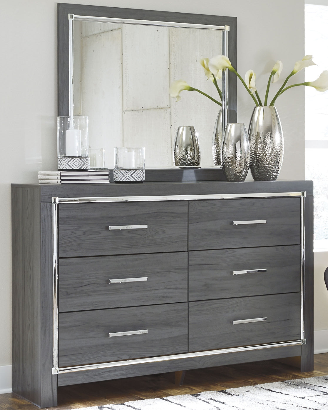 Lodanna  Panel Bed With Mirrored Dresser