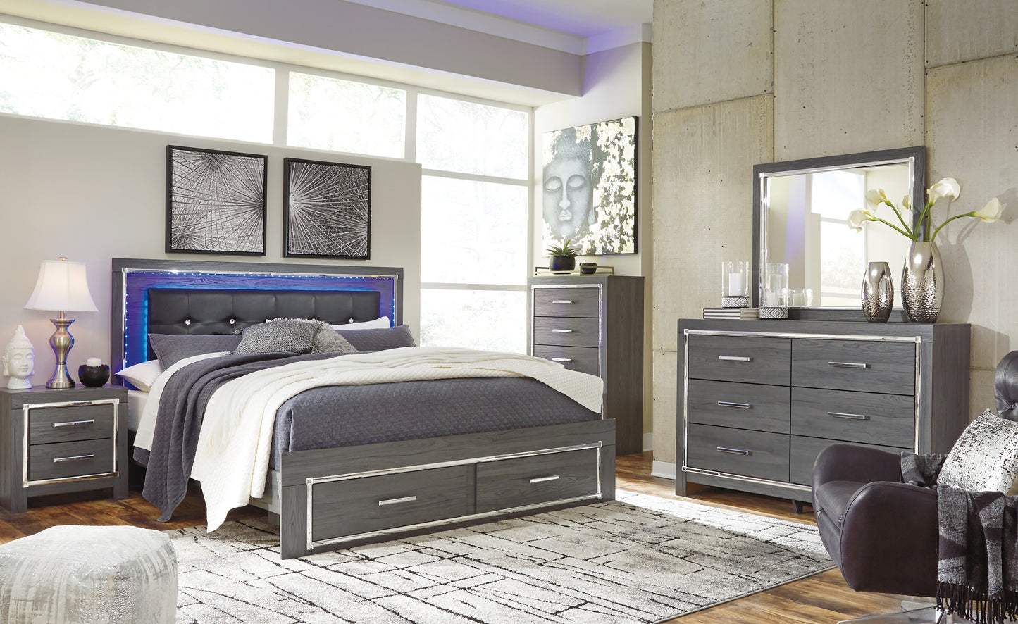 Lodanna  Panel Bed With 2 Storage Drawers With Mirrored Dresser And 2 Nightstands