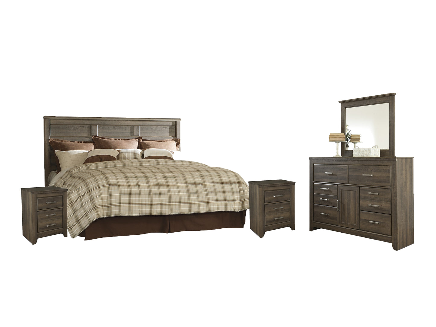 Juararo /California King Panel Headboard With Mirrored Dresser And 2 Nightstands