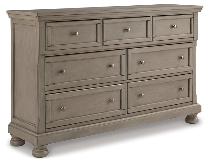 Lettner California  Panel Bed With Dresser