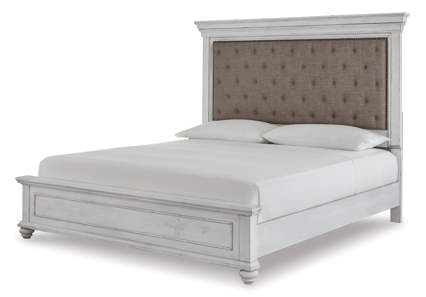 Kanwyn  Panel Bed With Mirrored Dresser And Chest