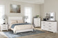 Gerridan  Panel Bed With Mirrored Dresser, Chest And 2 Nightstands