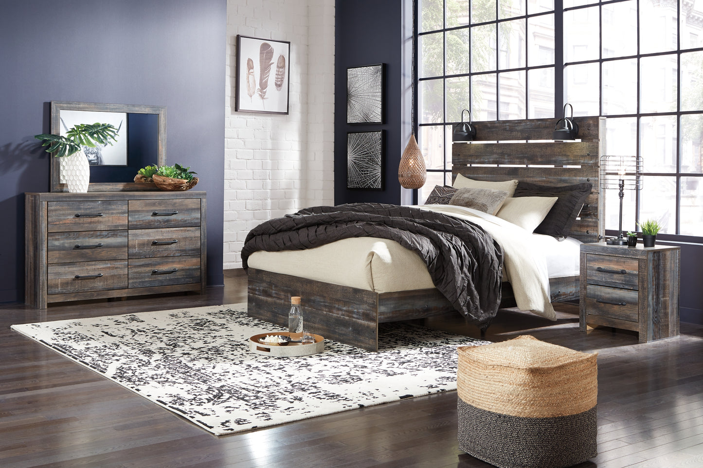 Drystan  Panel Bed With Mirrored Dresser And Nightstand