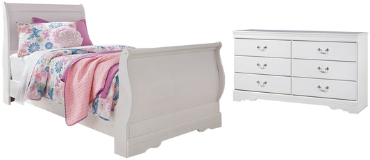 Anarasia  Sleigh Bed With Dresser