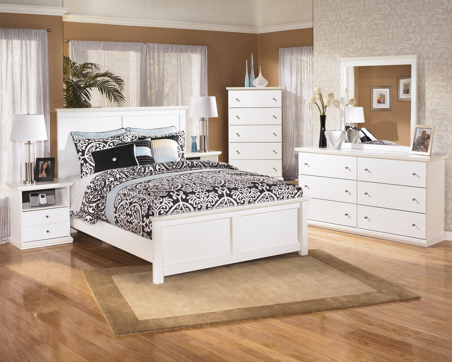 Bostwick Shoals  Panel Bed With Mirrored Dresser And Chest