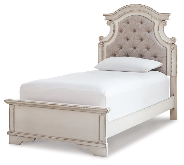 Realyn  Panel Bed With Mirrored Dresser