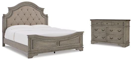 Lodenbay California  Panel Bed With Dresser