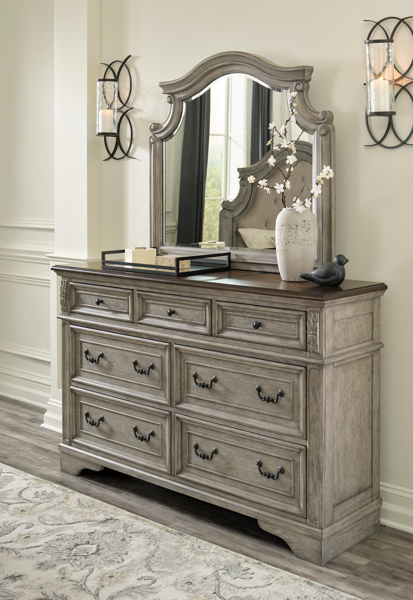 Lodenbay California  Panel Bed With Mirrored Dresser And Chest