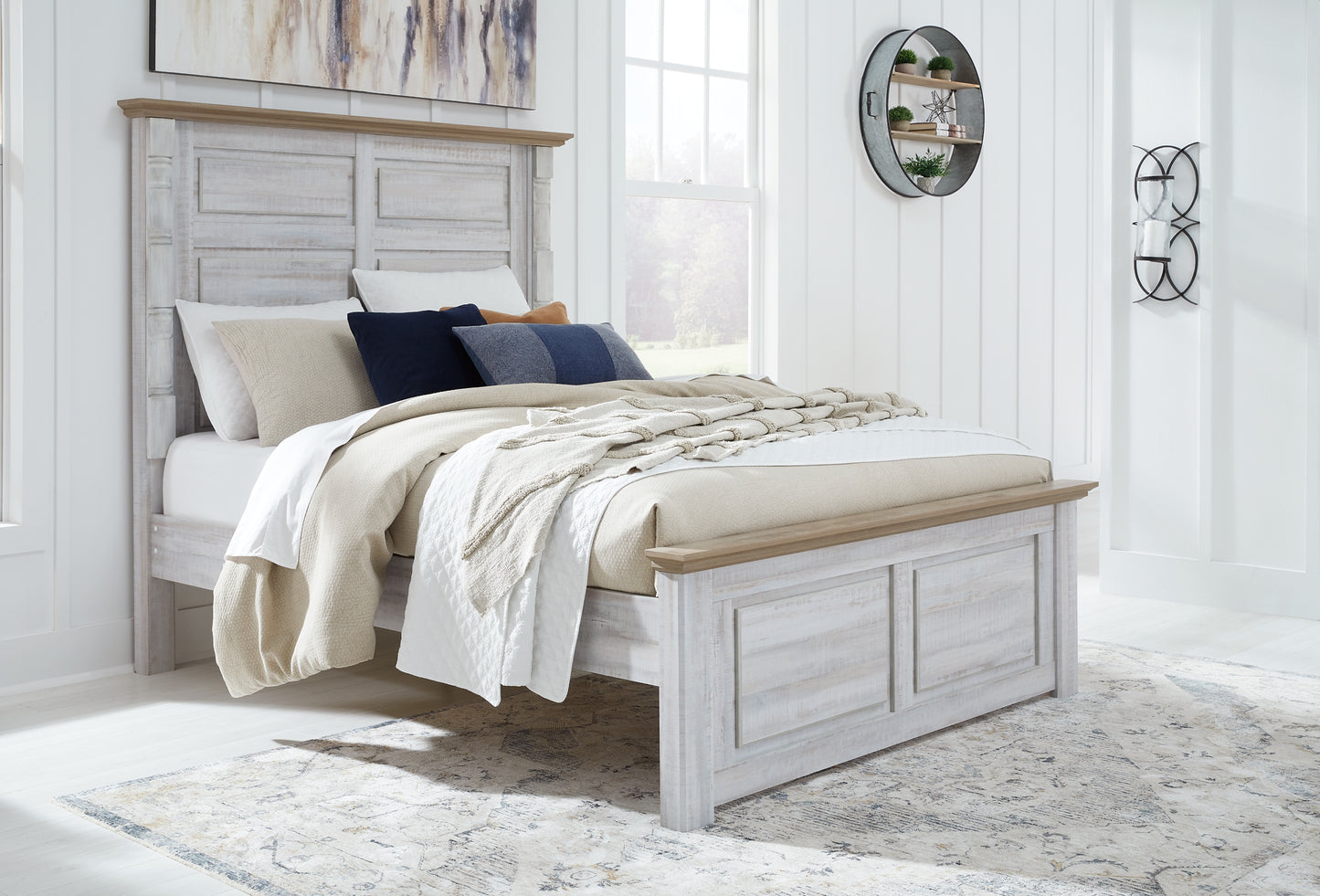 Haven Bay  Panel Bed With Mirrored Dresser And 2 Nightstands