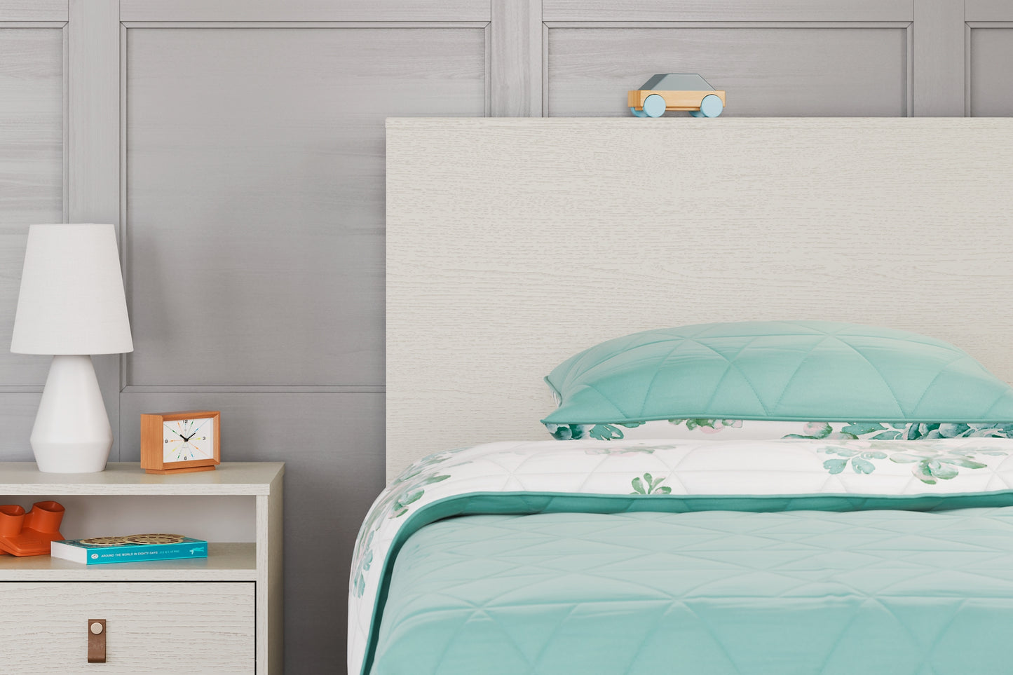 Aprilyn  Bookcase Headboard With Dresser