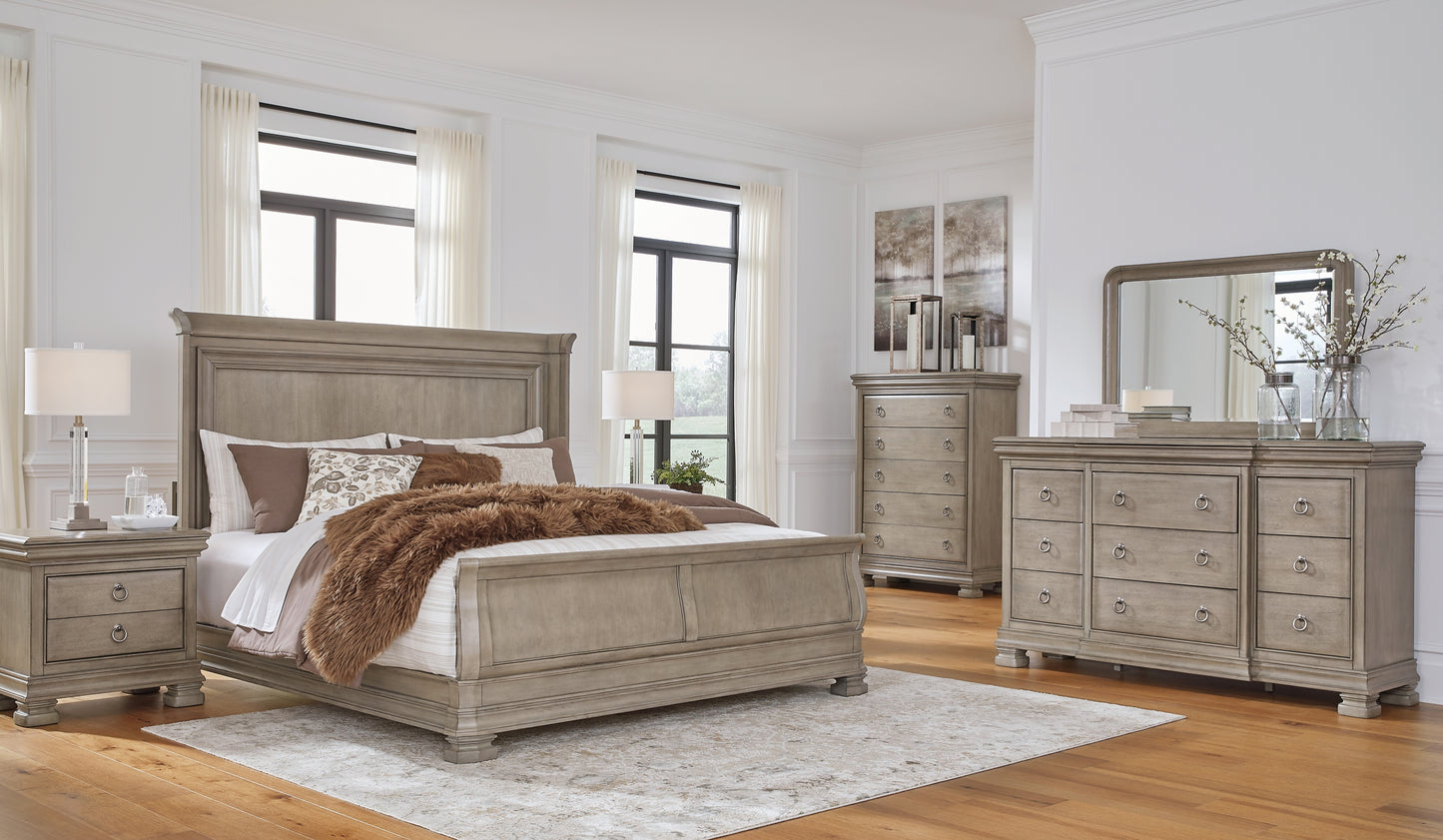 Lexorne  Sleigh Bed With Mirrored Dresser, Chest And 2 Nightstands