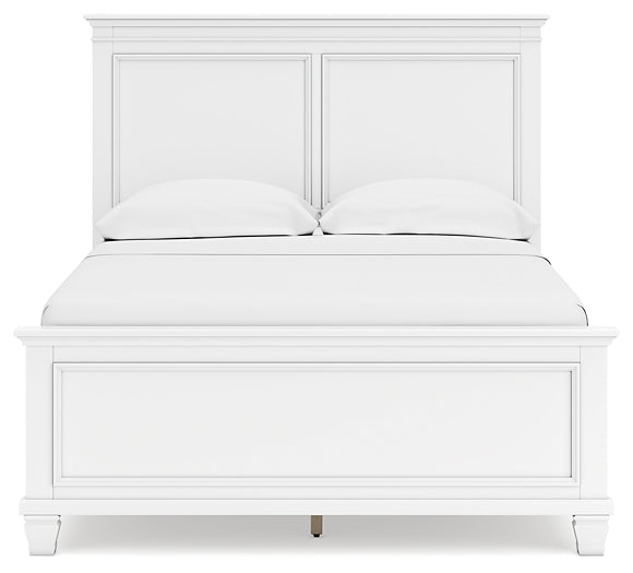 Fortman  Panel Bed With Mirrored Dresser, Chest And 2 Nightstands