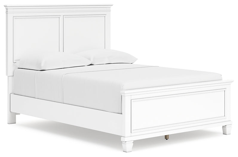 Fortman  Panel Bed With Mirrored Dresser, Chest And 2 Nightstands