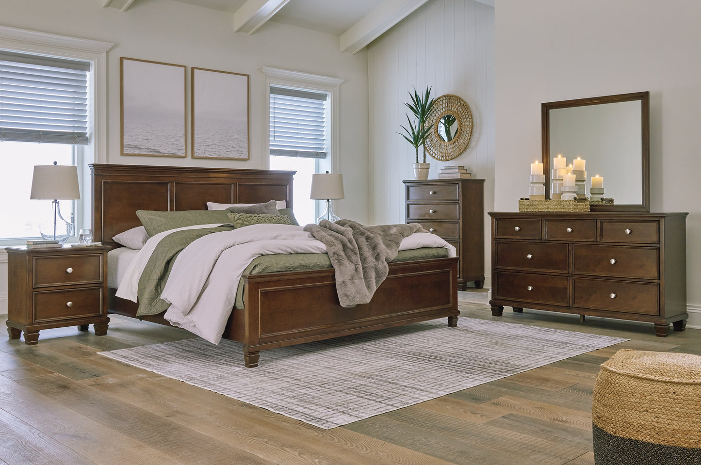 Danabrin California  Panel Bed With Mirrored Dresser, Chest And 2 Nightstands