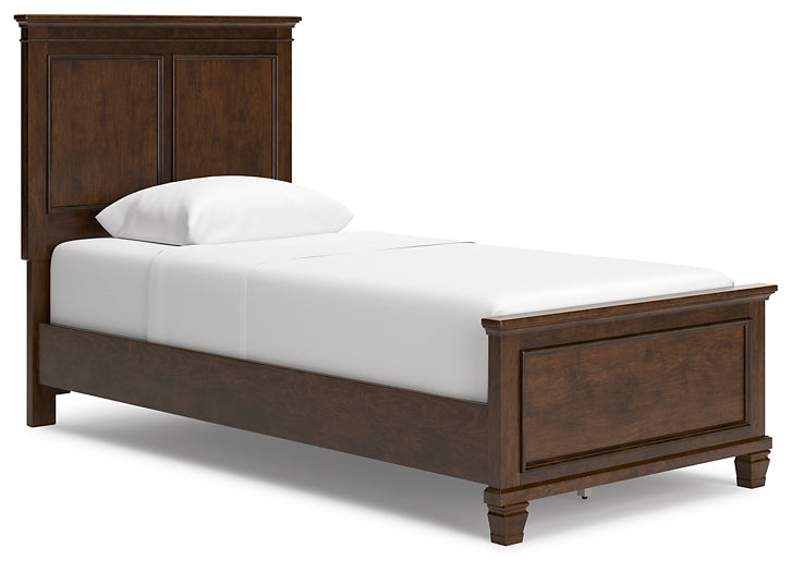 Danabrin  Panel Bed With Mirrored Dresser, Chest And 2 Nightstands