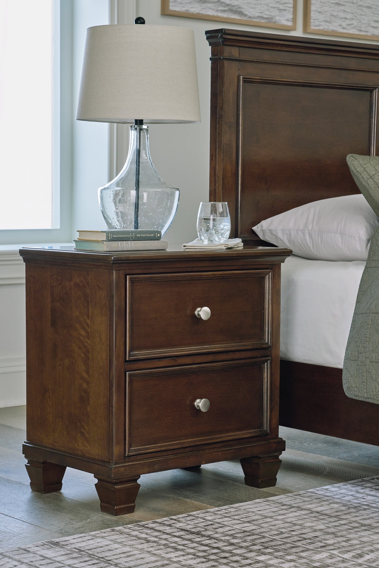 Danabrin California  Panel Bed With Mirrored Dresser And Nightstand