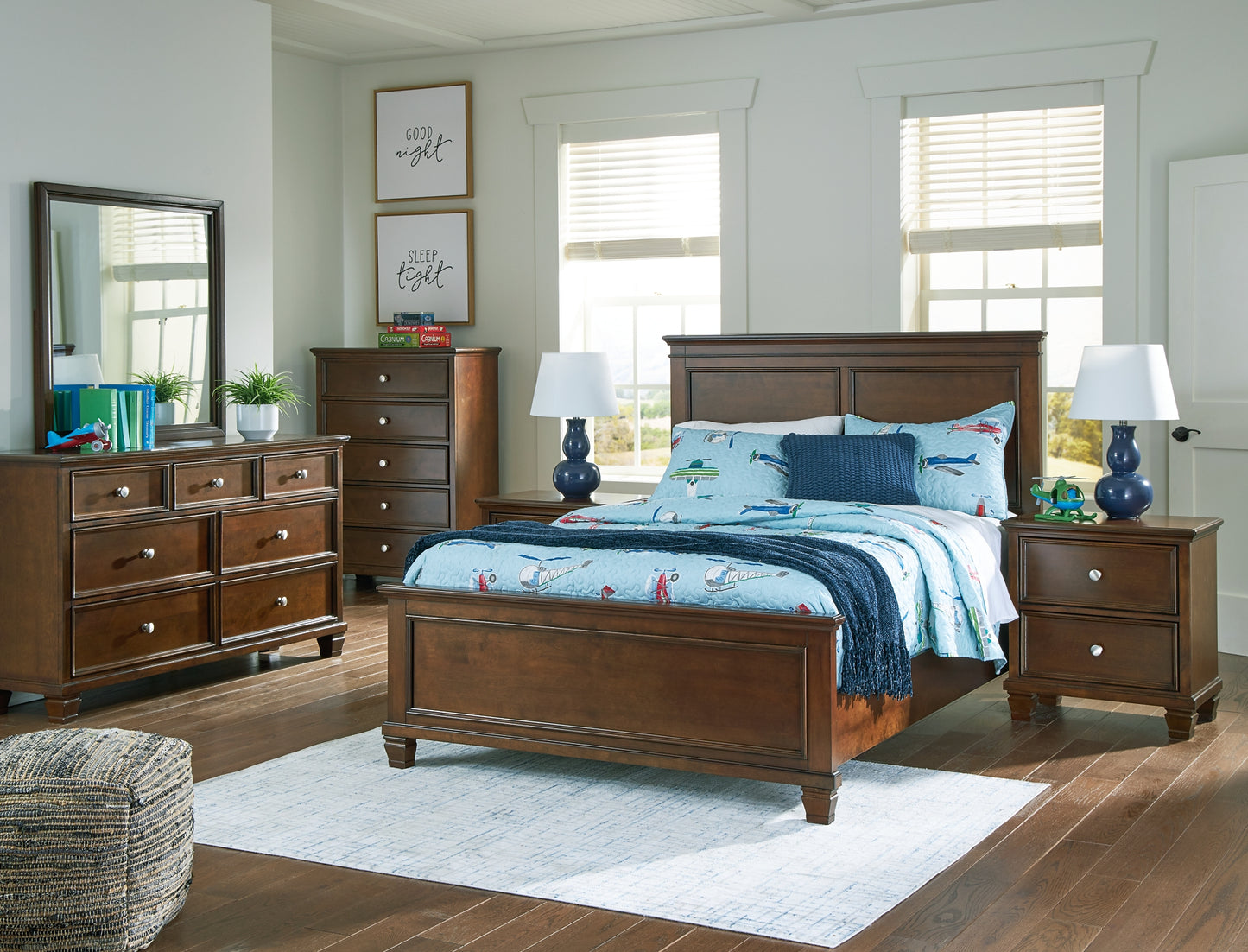 Danabrin  Panel Bed With Mirrored Dresser, Chest And Nightstand